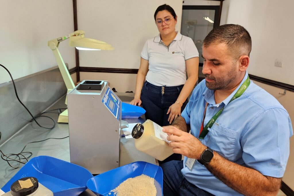 FOTO CNP LABORATORIOS CR 1024x683